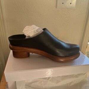 Beklina Low Sedia Clog Black - Size 9
